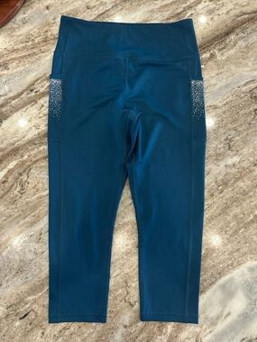 Girls Teal Active Capri Leggings with Sparkle Side Pockets